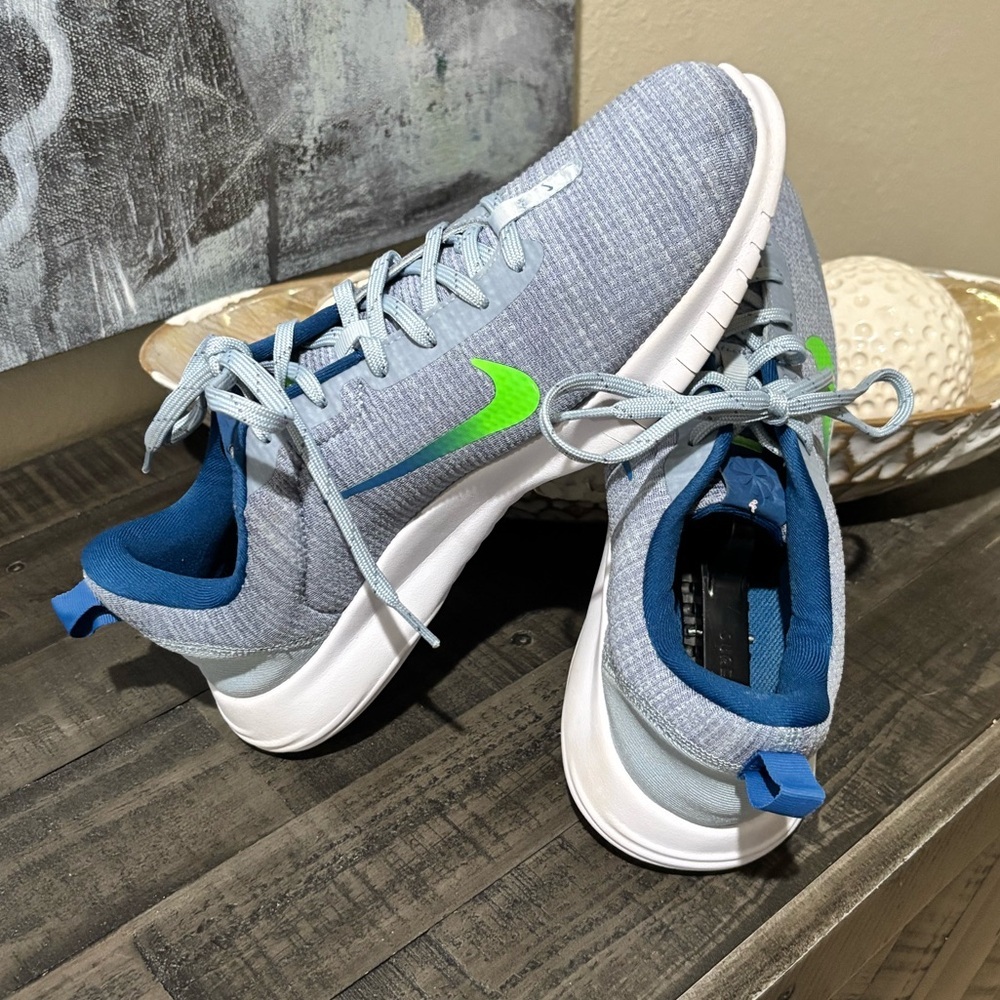 Mens Nike Flex Experience 12 Running Shoe SZ 10W​